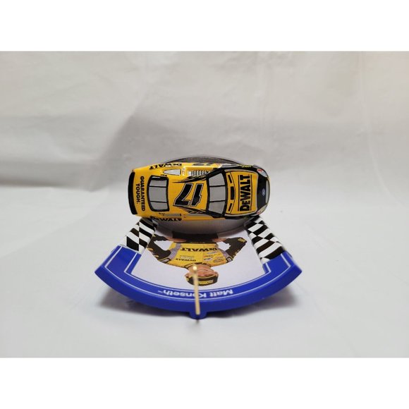 Hallmark NASCAR Matt Kenseth DeWalt 17 Keepsake Ornament - Picture 6 of 12